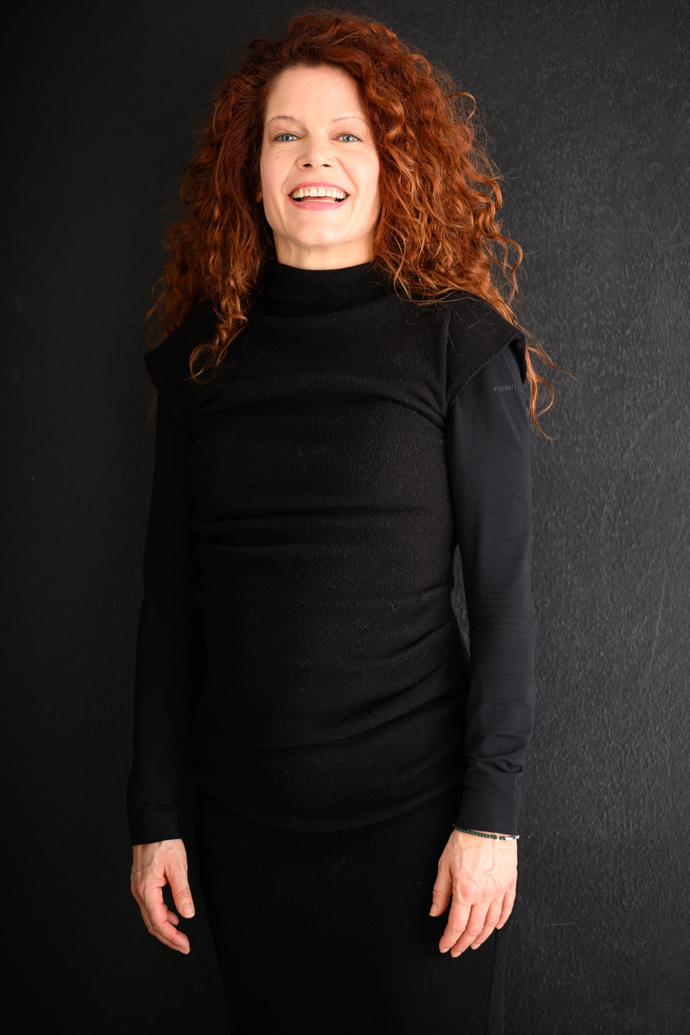 Claudi Schulz -  Tanz- und Bewegungstherapeutin, Kunsttherapeutin und psychologische Beraterin 