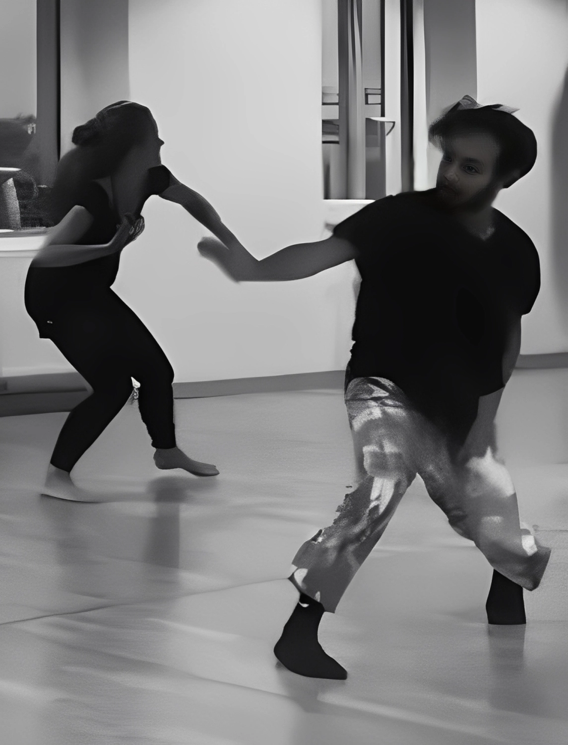 Claudi Schulz -  Tanz- und Bewegungstherapeutin, Kunsttherapeutin und psychologische Beraterin - Tanzen